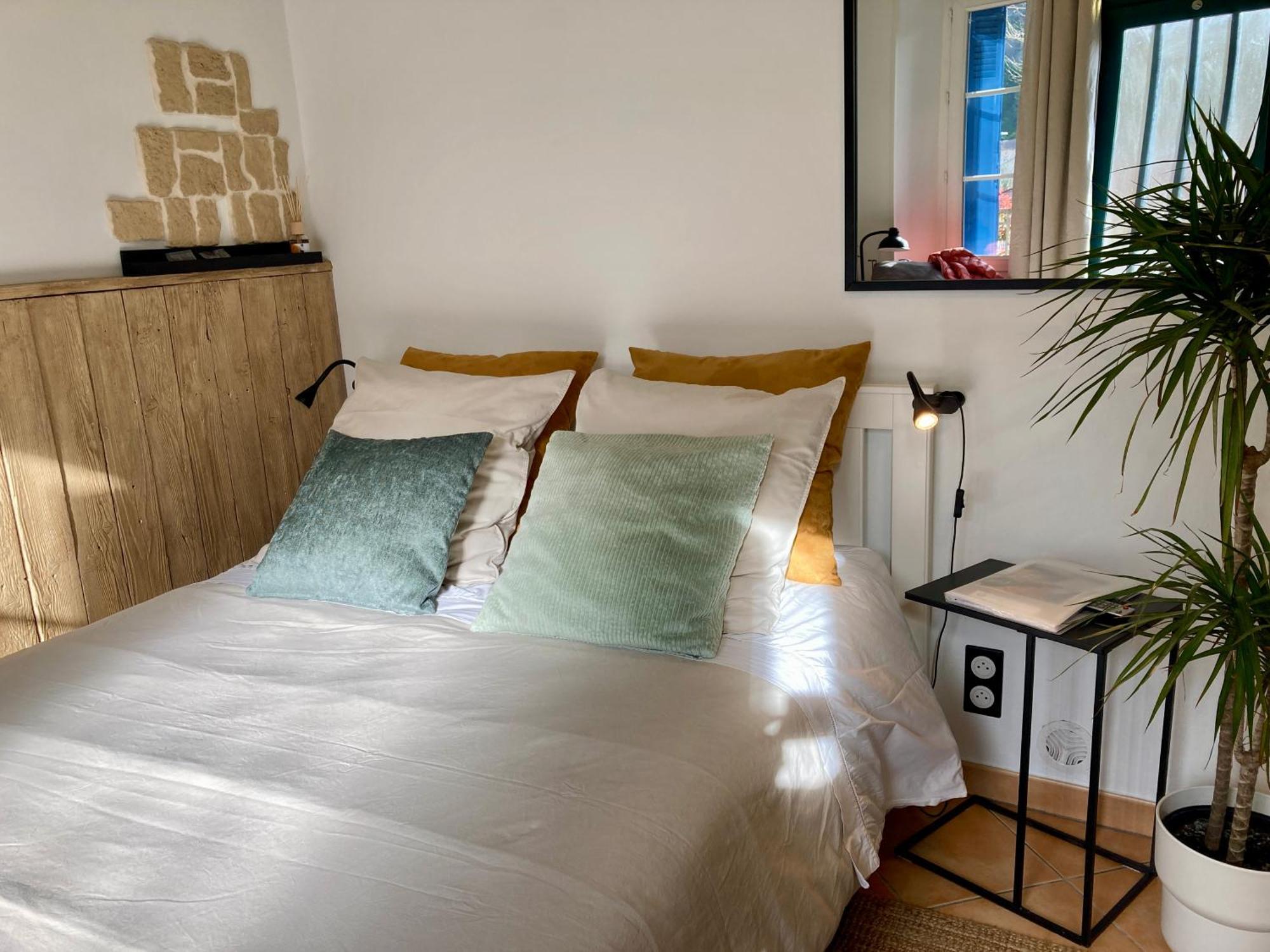 Aux 4 Logis Appart-Hotel - Studio Le City - Petit Dejeuner Inclus 1Ere Nuit Foix Eksteriør billede